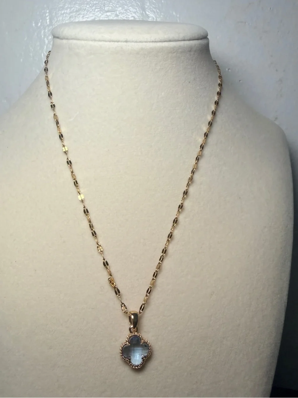 Gold Pendant Necklace with Light Blue Clover Stone